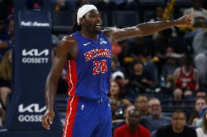 砍下26分14板！活塞主帅：斯图尔特的初心勇气决心对球队非常重要