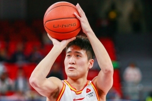 炸裂啊！姜伟泽全运会18投13中&三分16中11爆砍41分