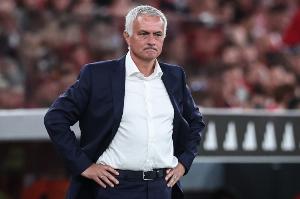 欧冠全败！穆帅：药厂有大量违背体育道德行为 裁判是唯一责任人